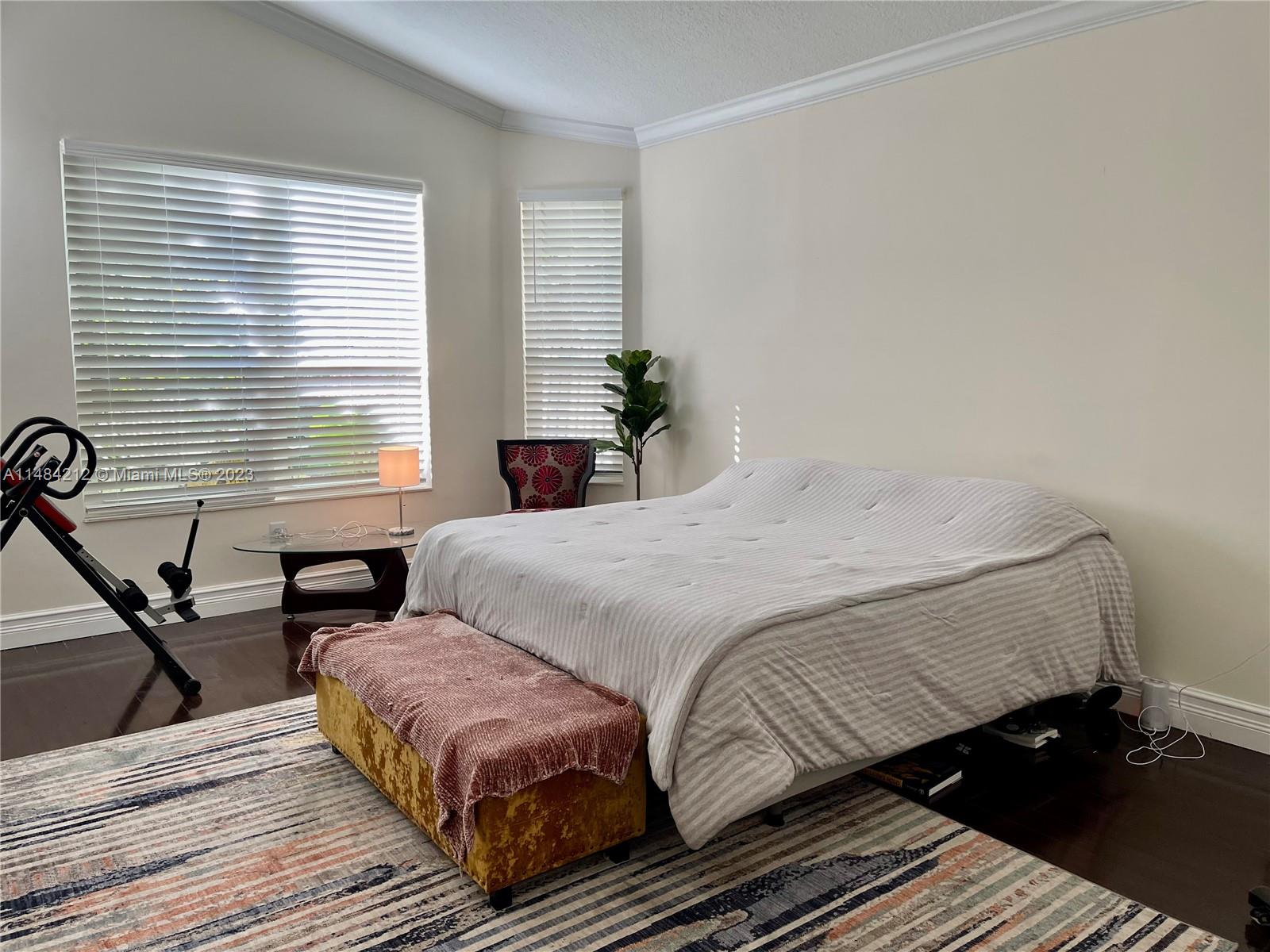 SUNSET LAKES PLAT TWO - Residential
