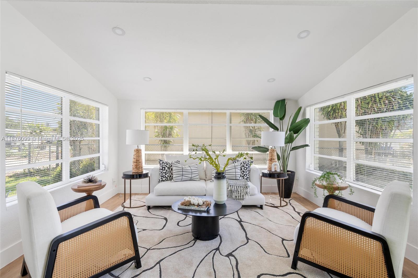 PARK ROAD MANOR - Residential