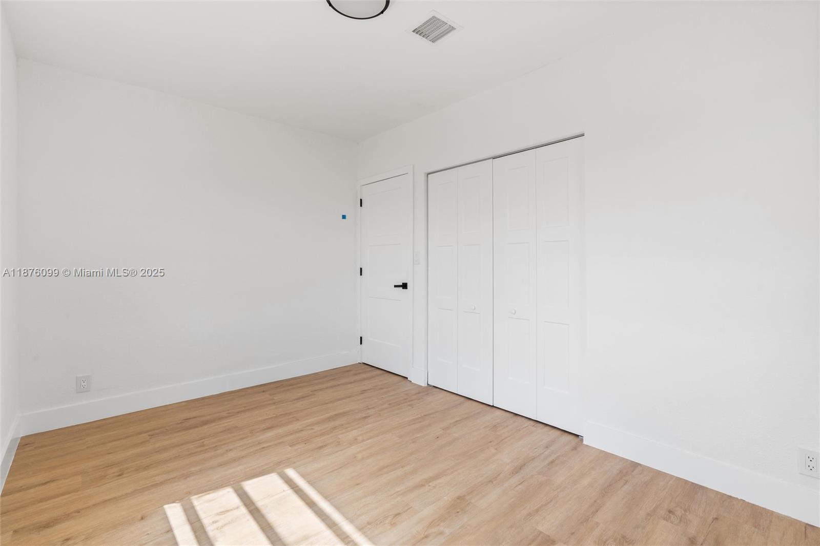 PARK ROAD MANOR - Residential