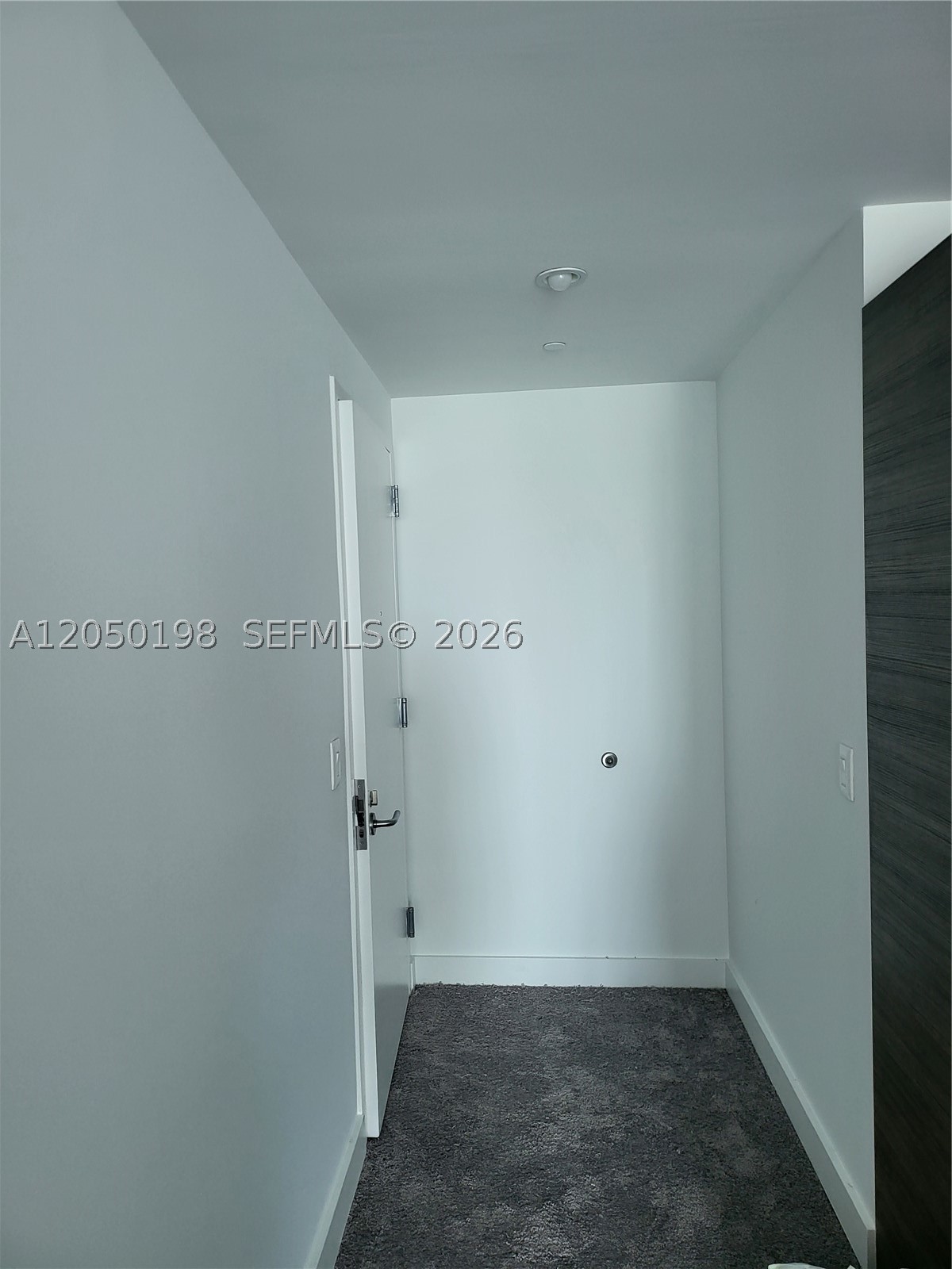 1100 MILLECENTO RESIDENCE - Residential
