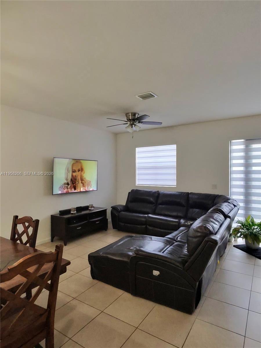 HEMINGWAY POINT - Residential