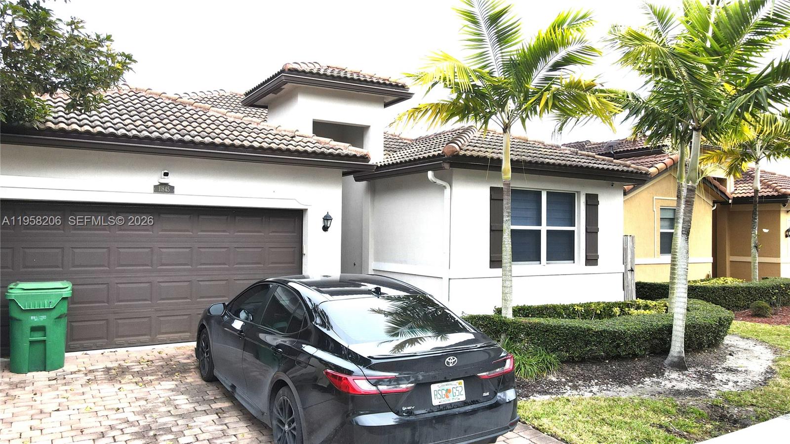 HEMINGWAY POINT - Residential