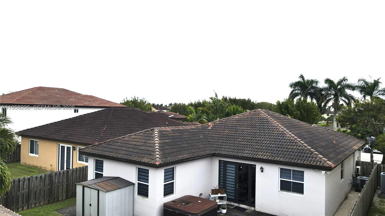 HEMINGWAY POINT - Residential