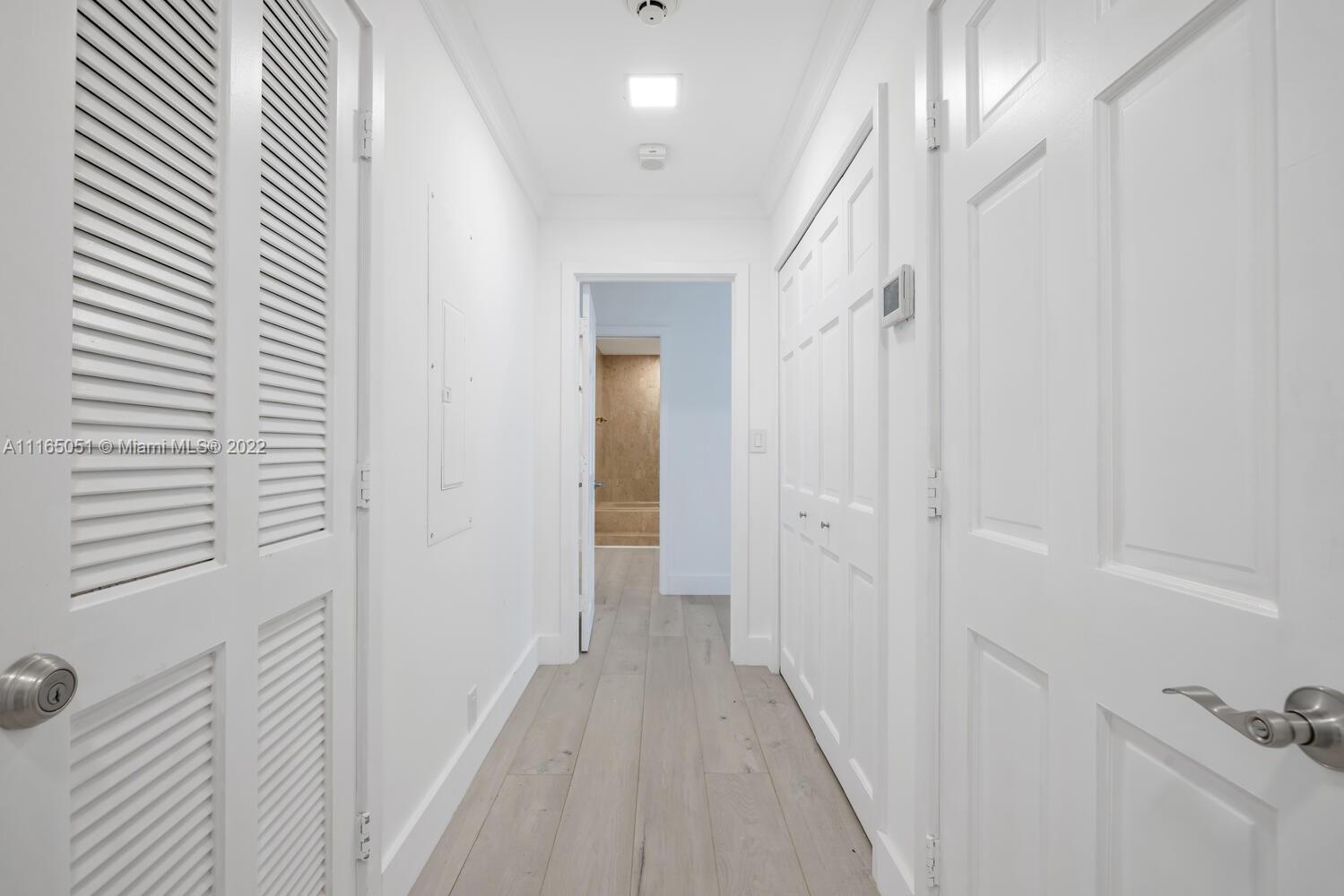 SEASIDE CONDO - Residential