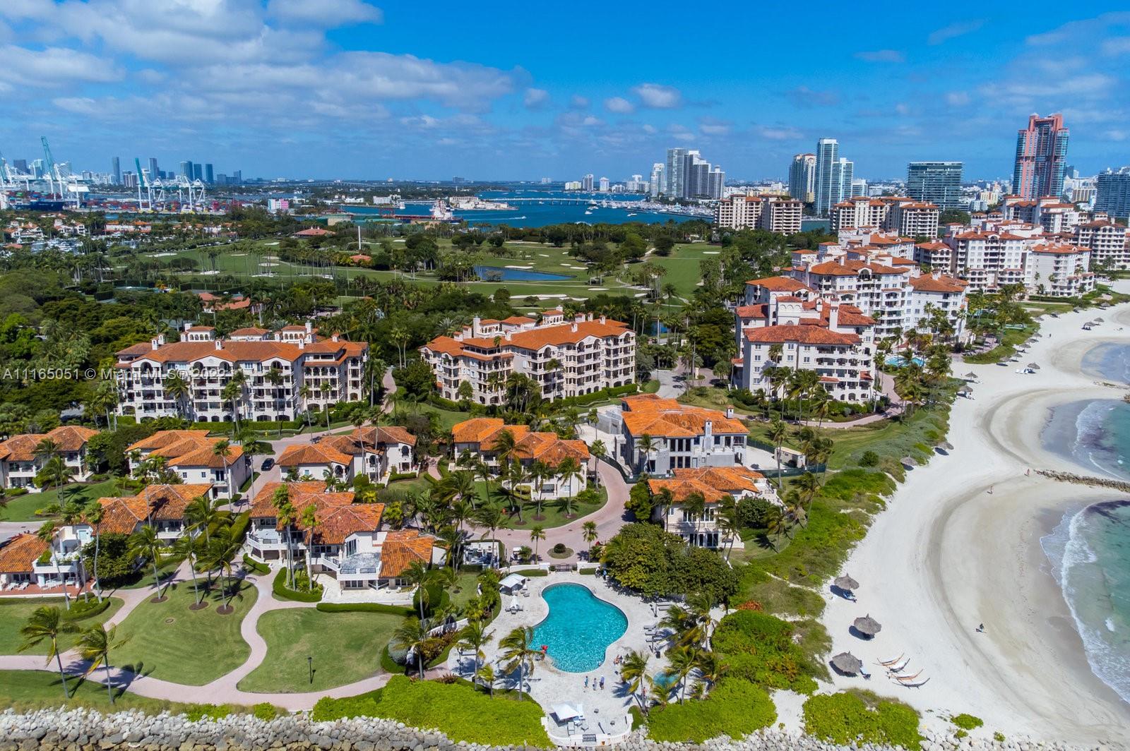 SEASIDE CONDO - Residential
