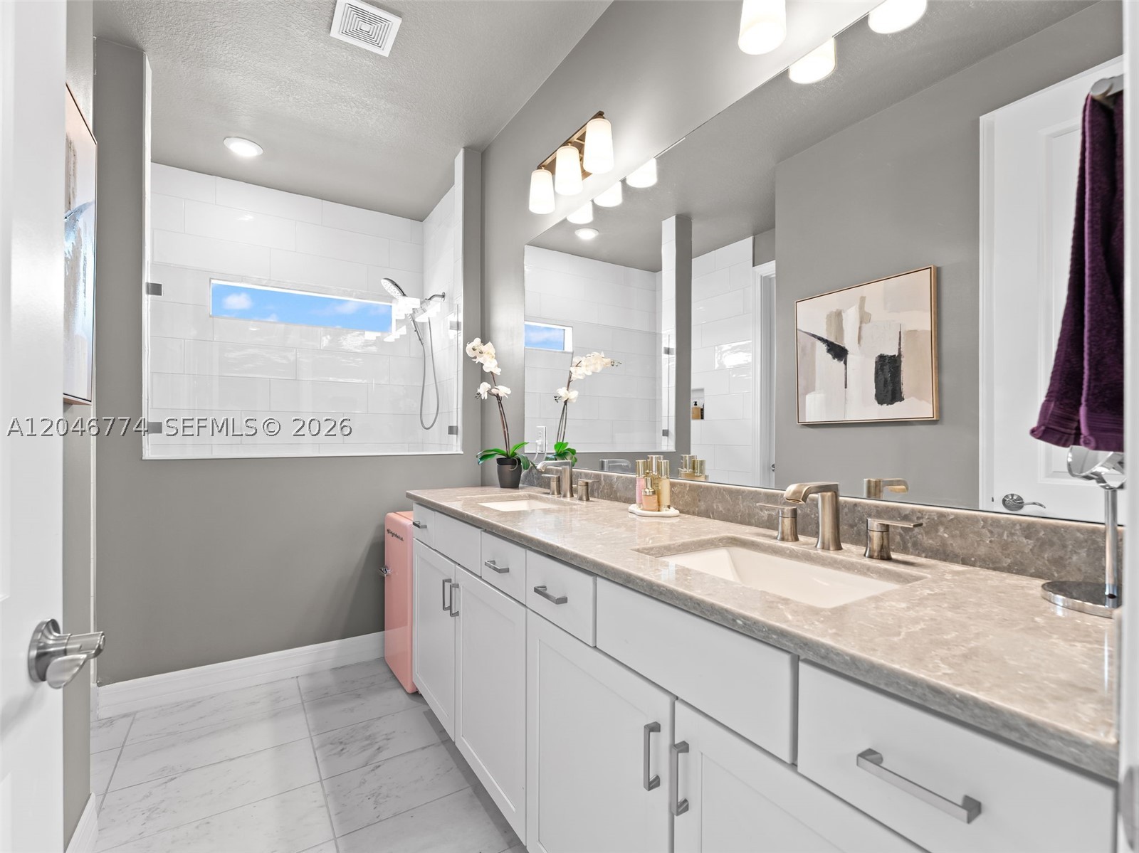 OAK TREE PROPERTY REDEVEL - Residential
