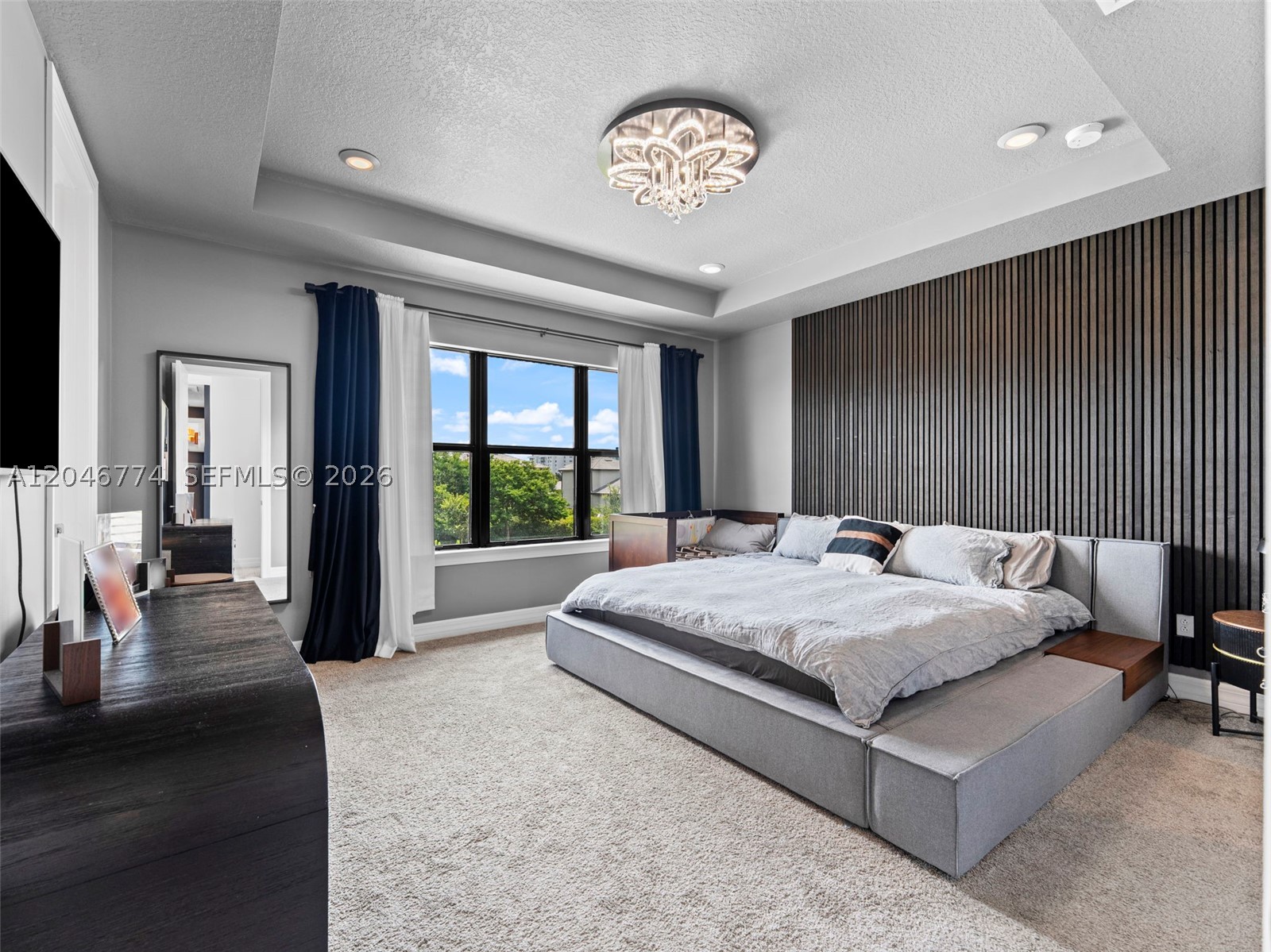 OAK TREE PROPERTY REDEVEL - Residential