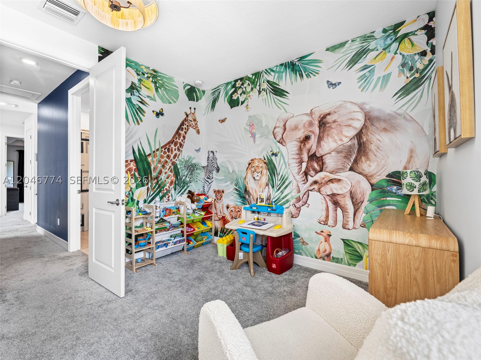 OAK TREE PROPERTY REDEVEL - Residential