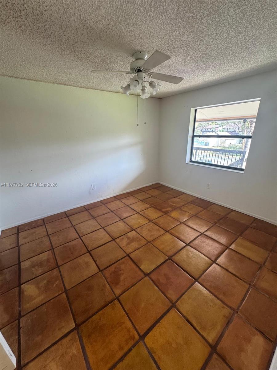 SHAKER WOODS VILLAGE - Residential Lease