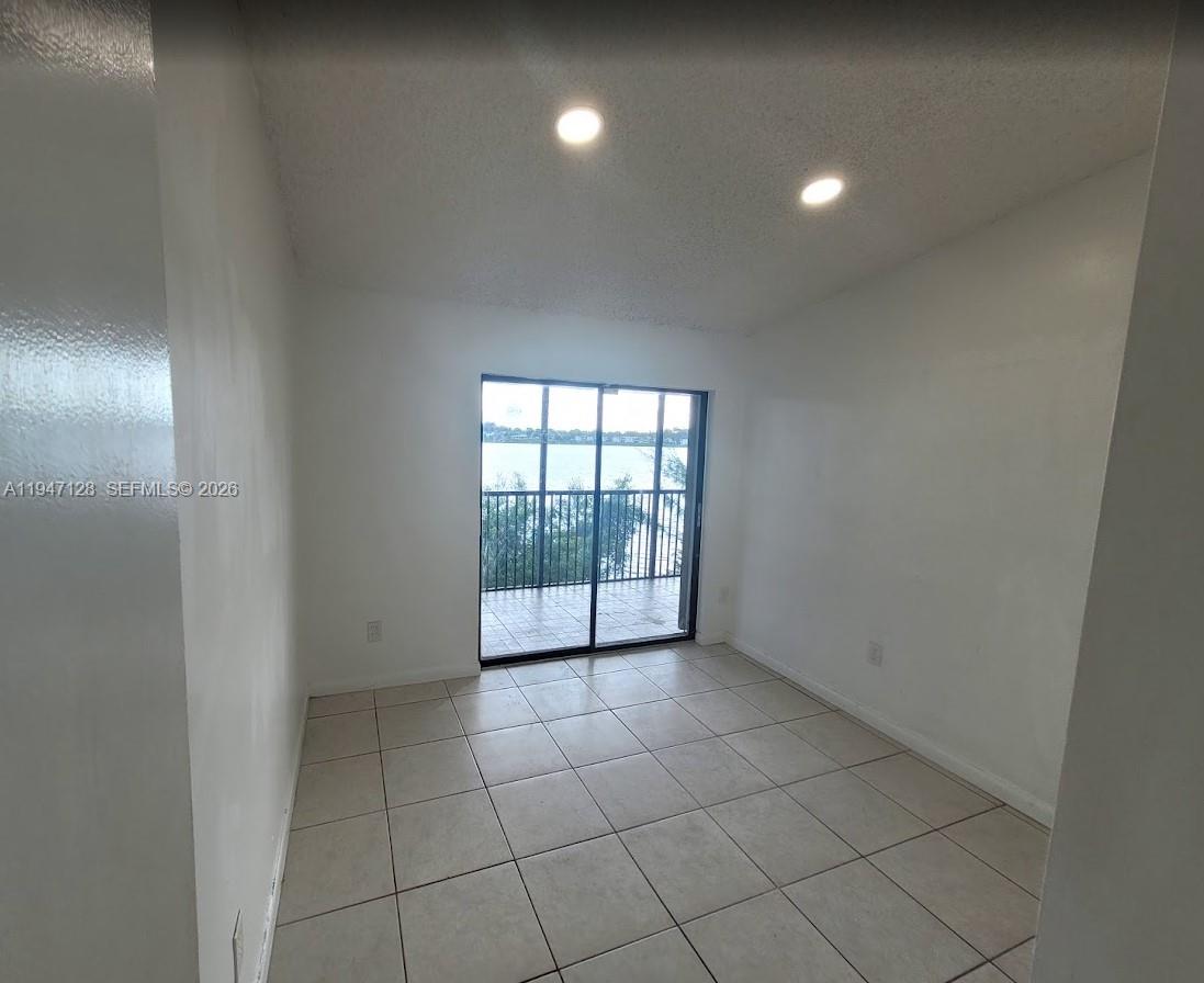 CARMEL LAKES CONDO NO 6 - Residential Lease