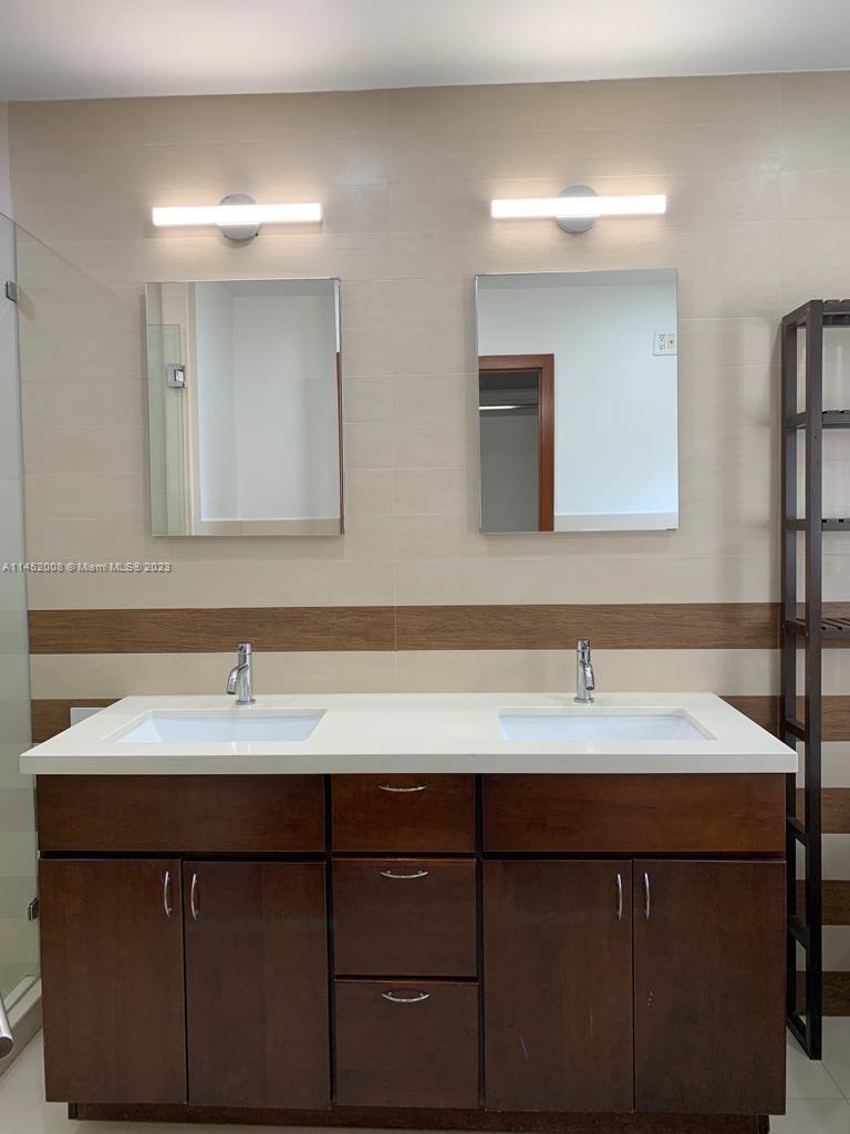 1ST ADDN TO DORAL WOODS - Residential Lease
