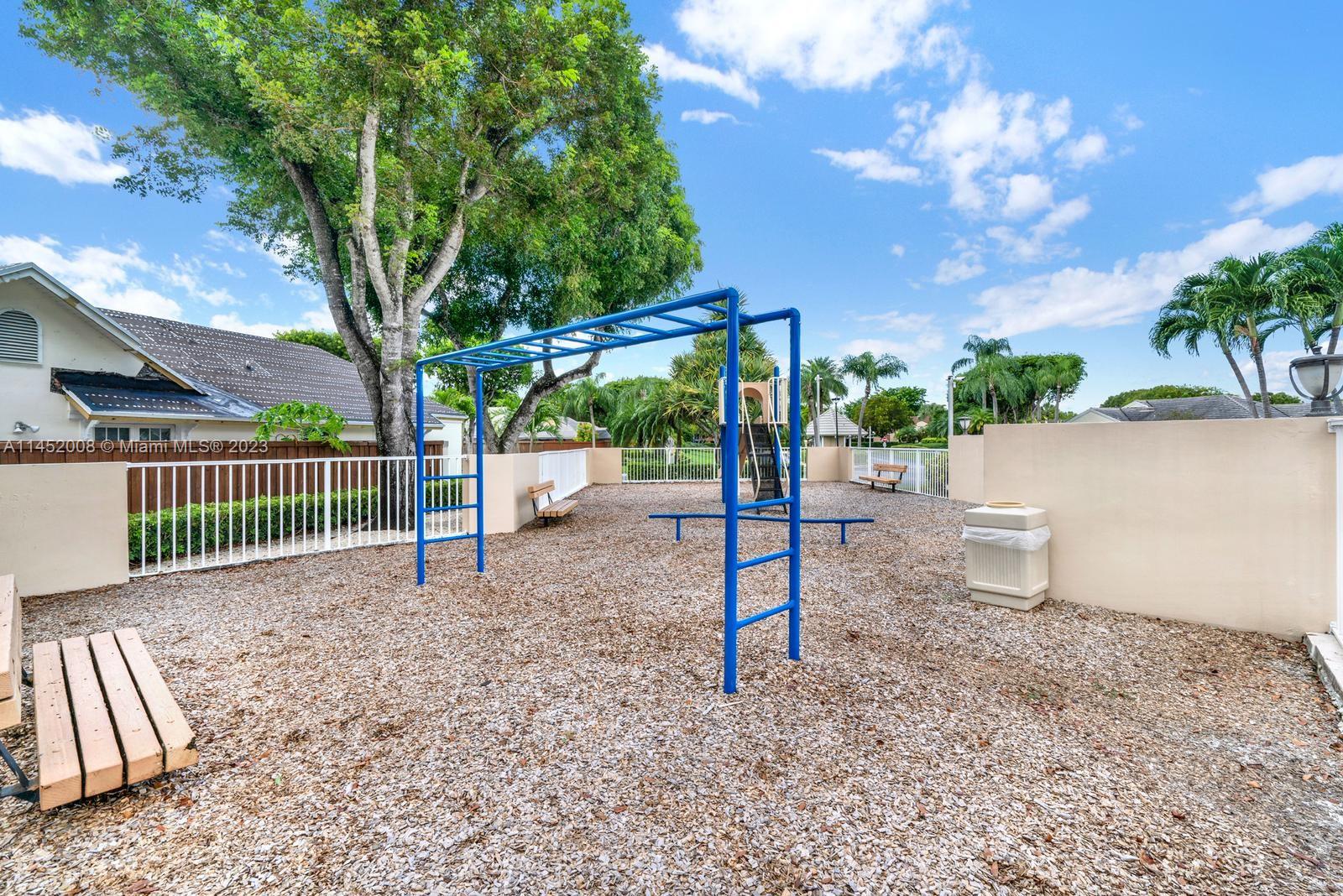 1ST ADDN TO DORAL WOODS - Residential Lease