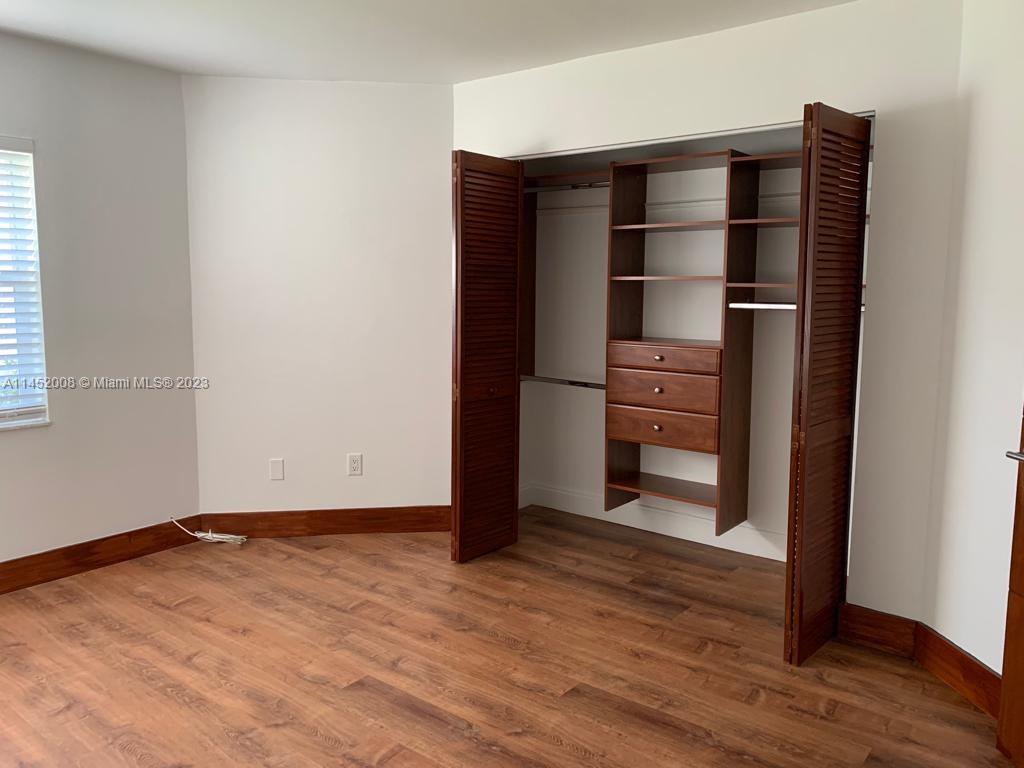 1ST ADDN TO DORAL WOODS - Residential Lease