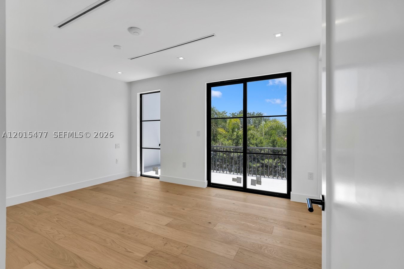 CORAL WATERWAY - Residential