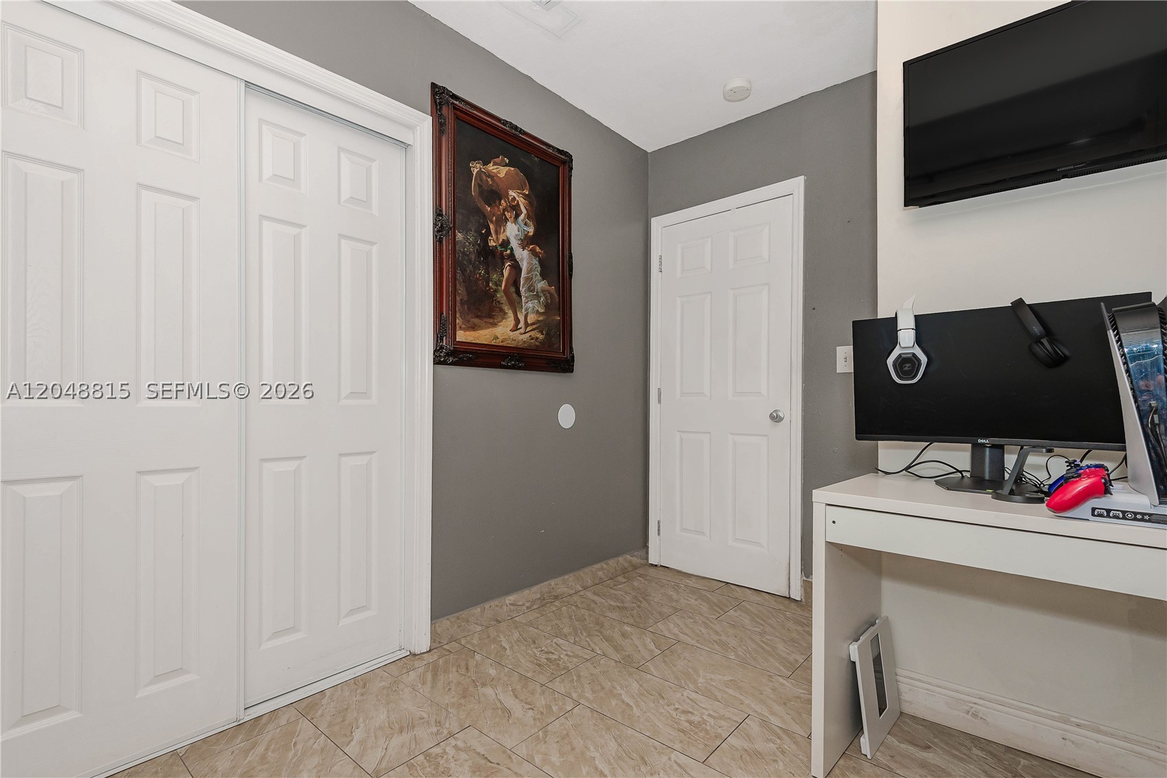ESSEX VILLAGE-THIRD ADDIT - Residential
