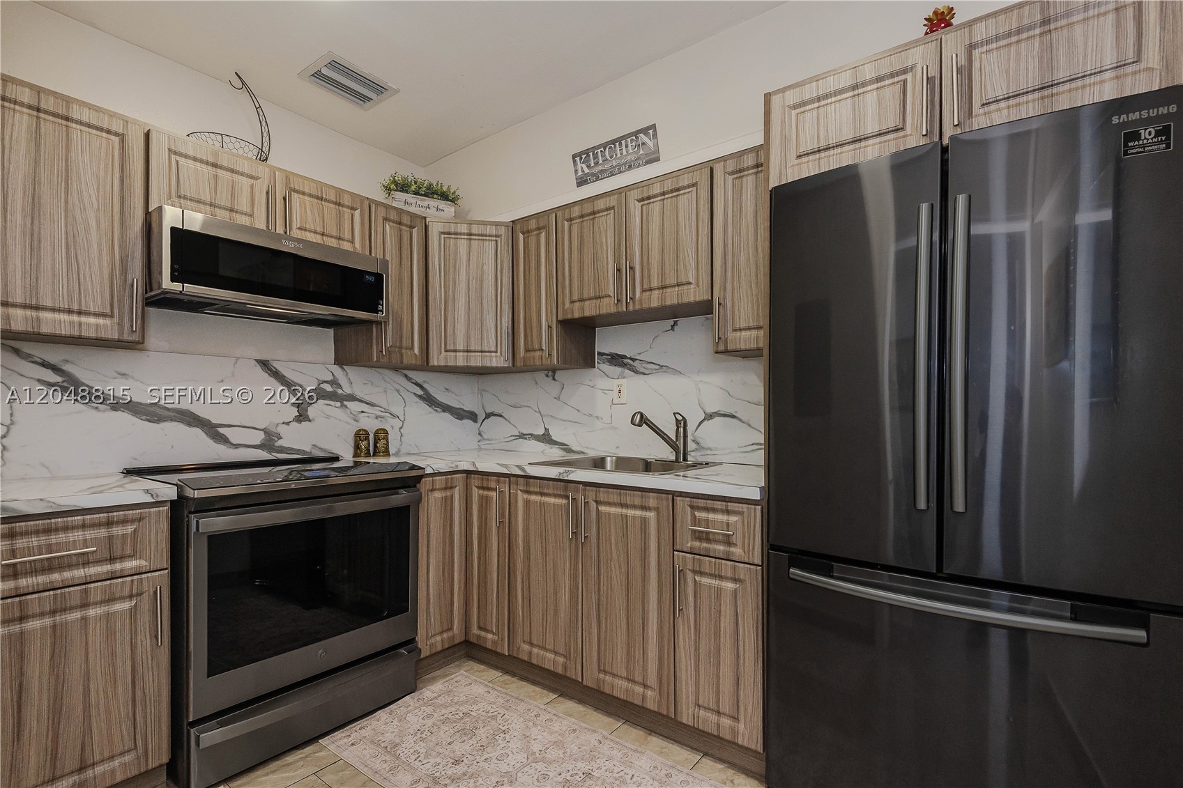 ESSEX VILLAGE-THIRD ADDIT - Residential