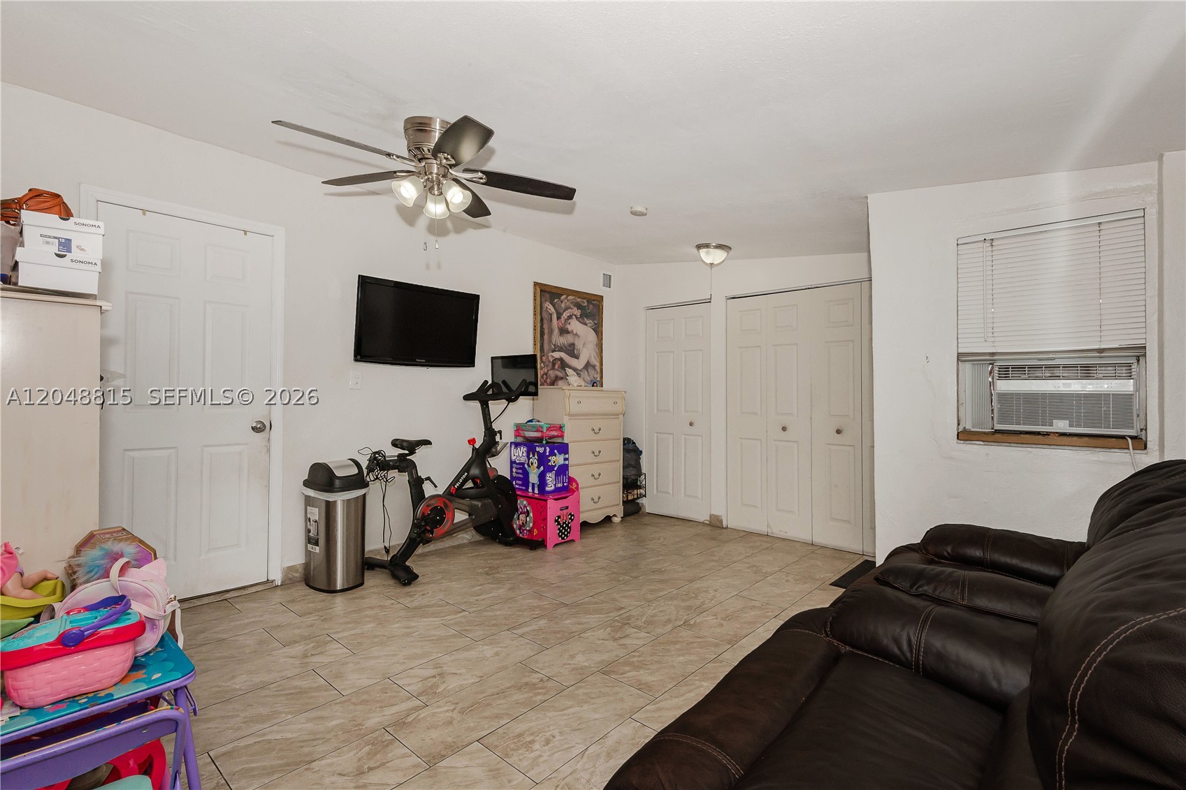 ESSEX VILLAGE-THIRD ADDIT - Residential