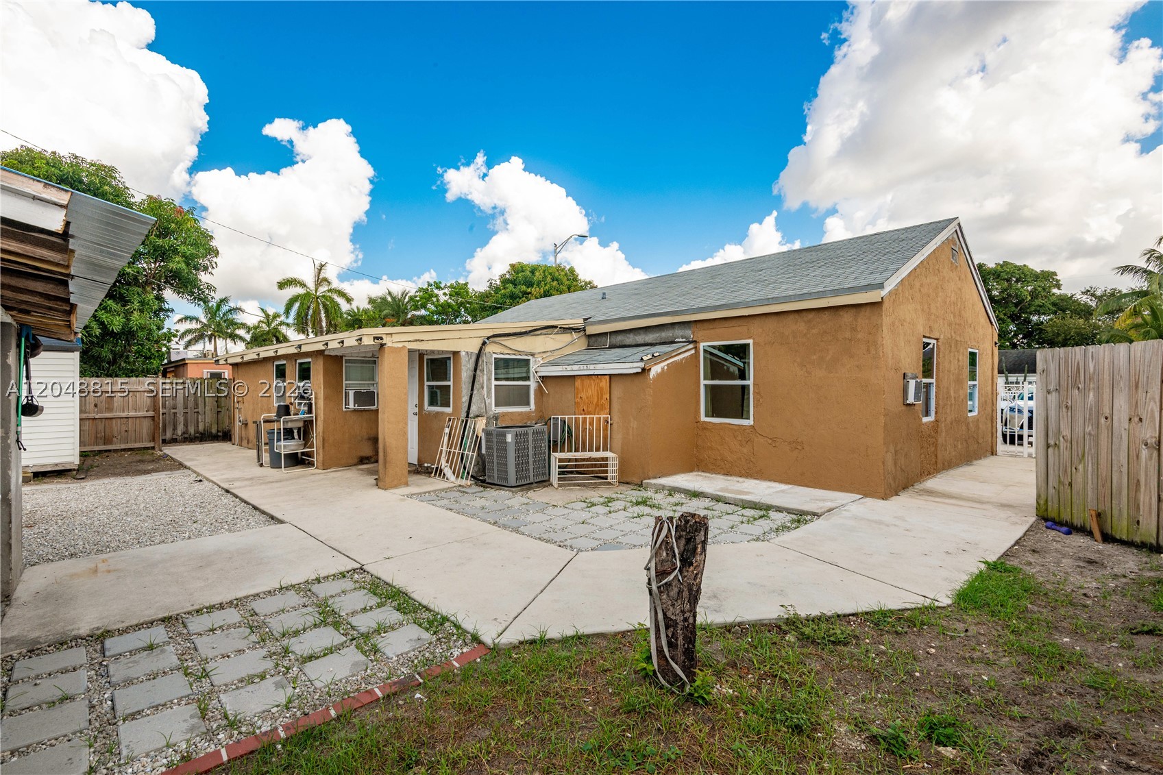 ESSEX VILLAGE-THIRD ADDIT - Residential