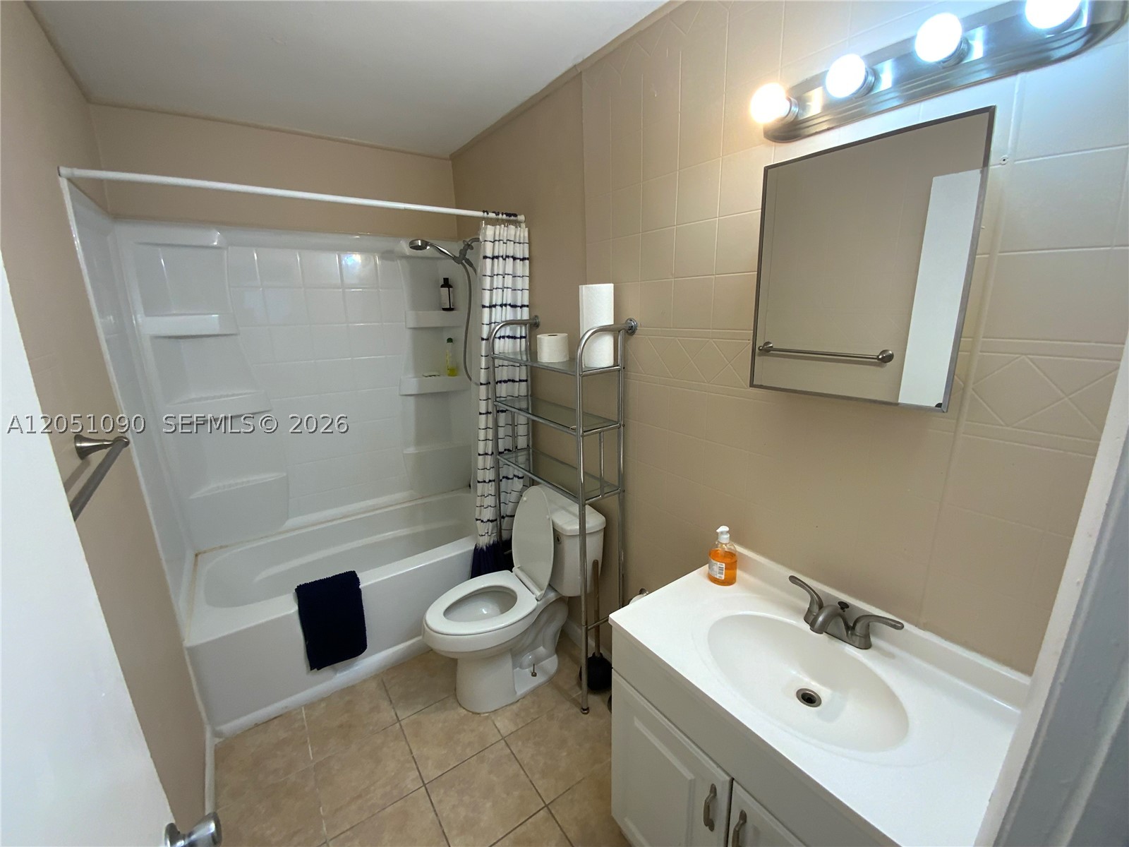 HABITAT II PHASE IV CONDO - Residential Lease