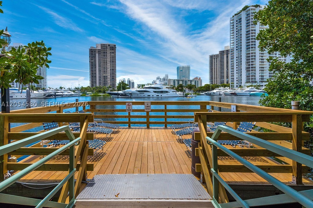 THE YACHT CLUB AT AVENTUR - Residential Lease