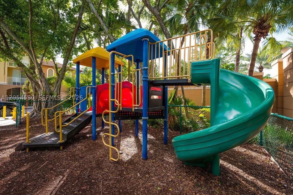 THE YACHT CLUB AT AVENTUR - Residential Lease