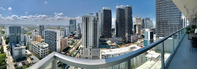 THE AXIS ON BRICKELL II C - Residential