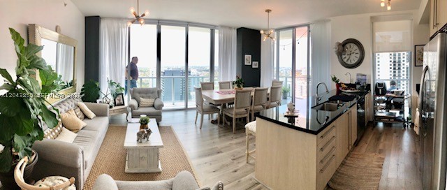 THE AXIS ON BRICKELL II C - Residential
