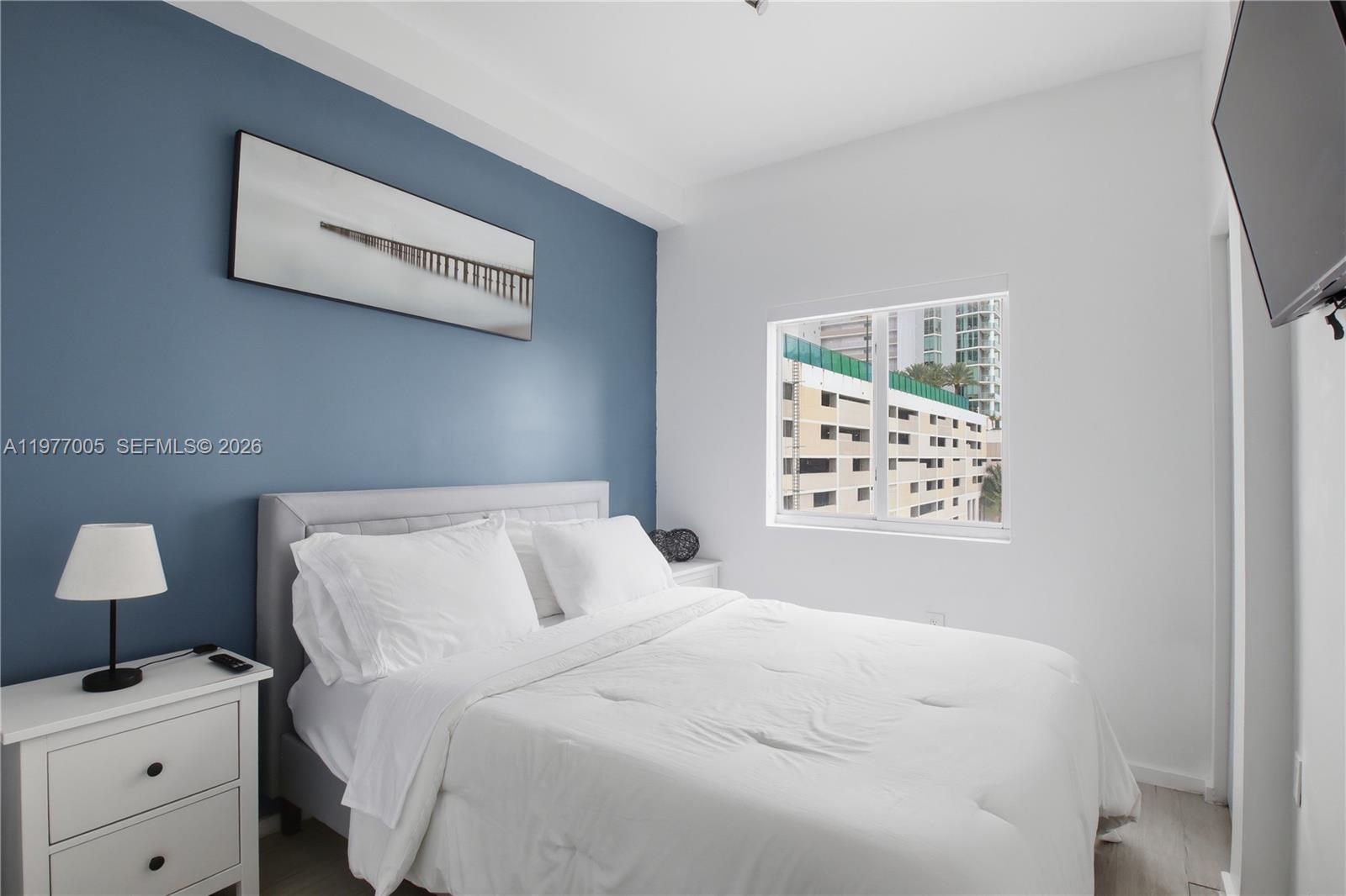 EMILIA CONDO - Residential