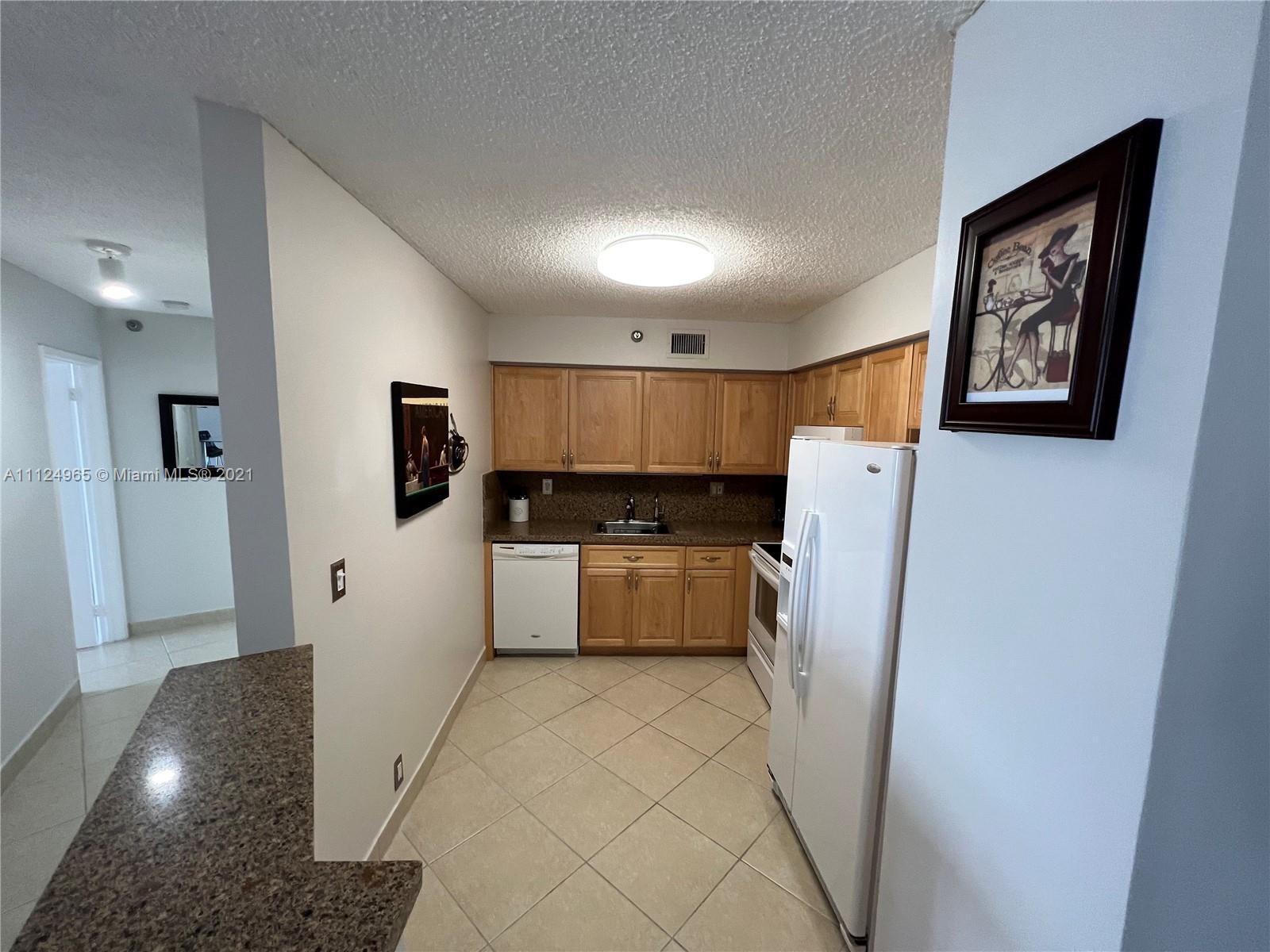 MYSTIC POINTE TOWER 600 C - Residential Lease