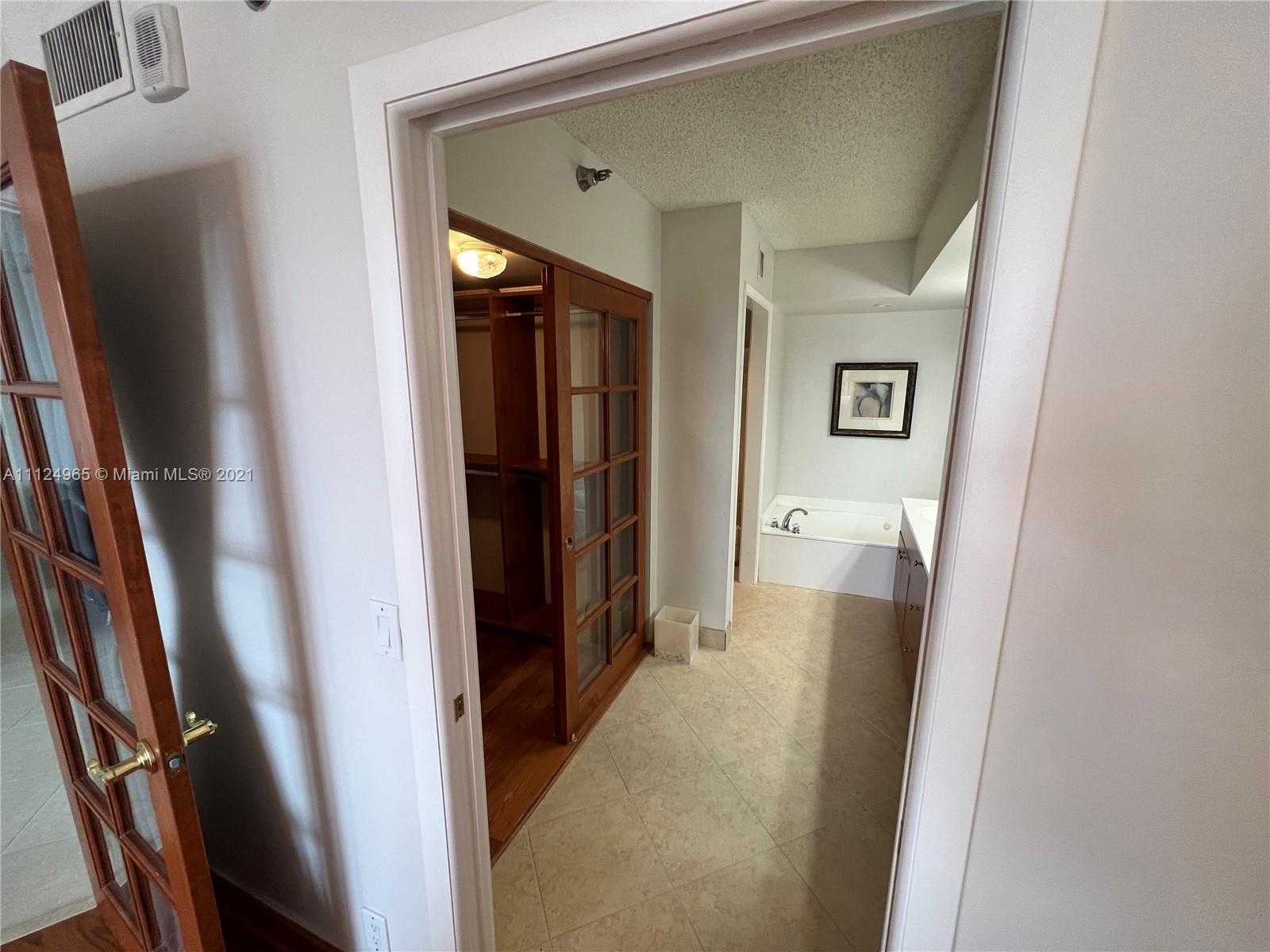 MYSTIC POINTE TOWER 600 C - Residential Lease