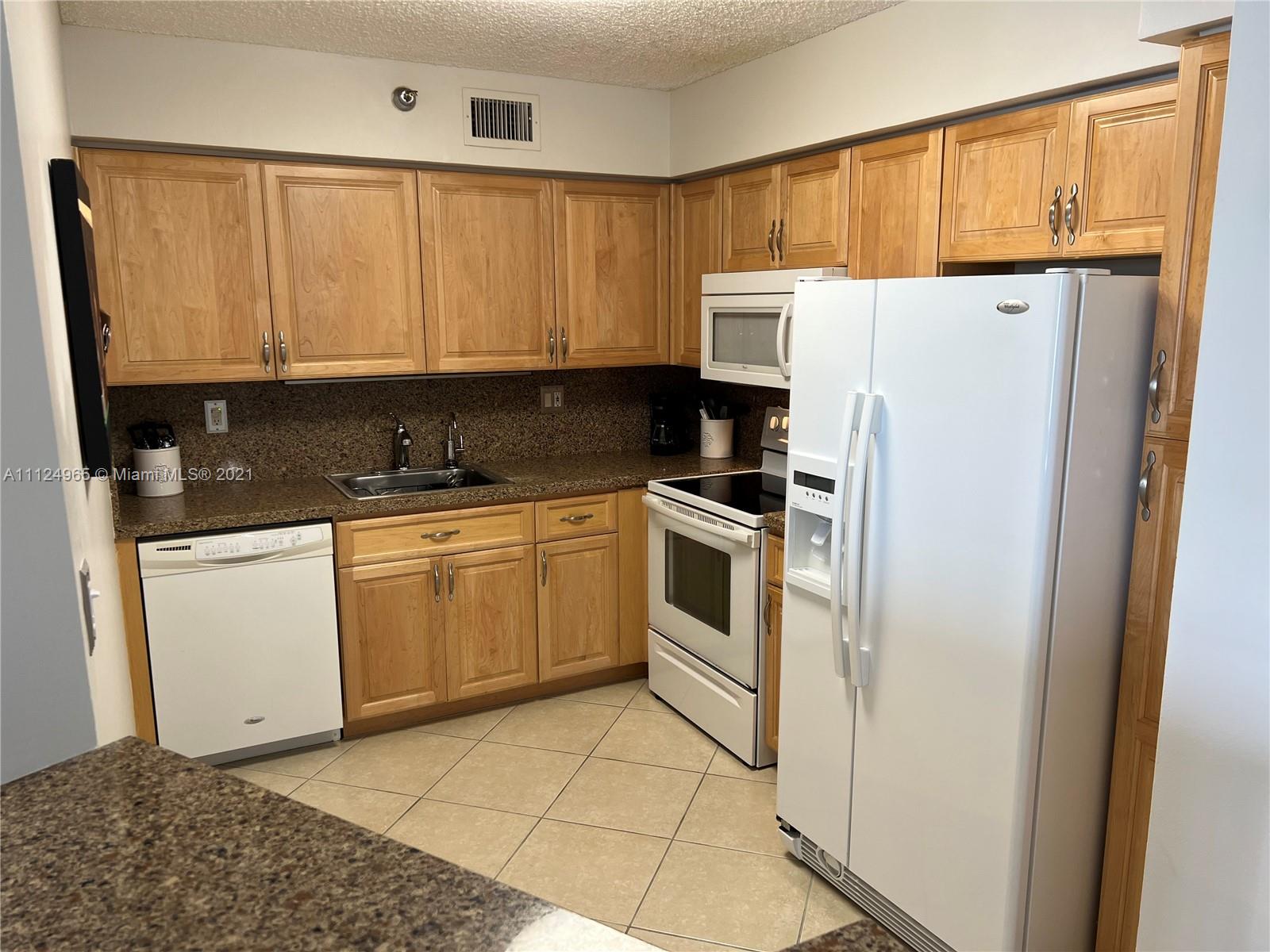 MYSTIC POINTE TOWER 600 C - Residential Lease
