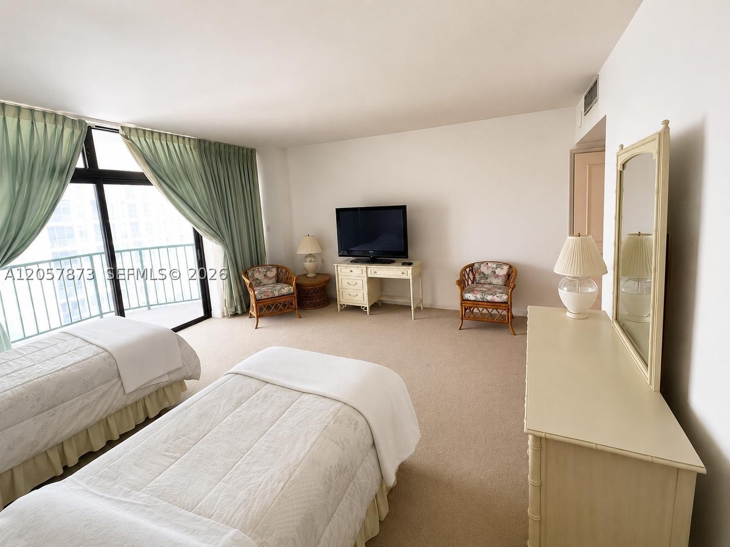 BRICKELL PLACE CONDO - Residential