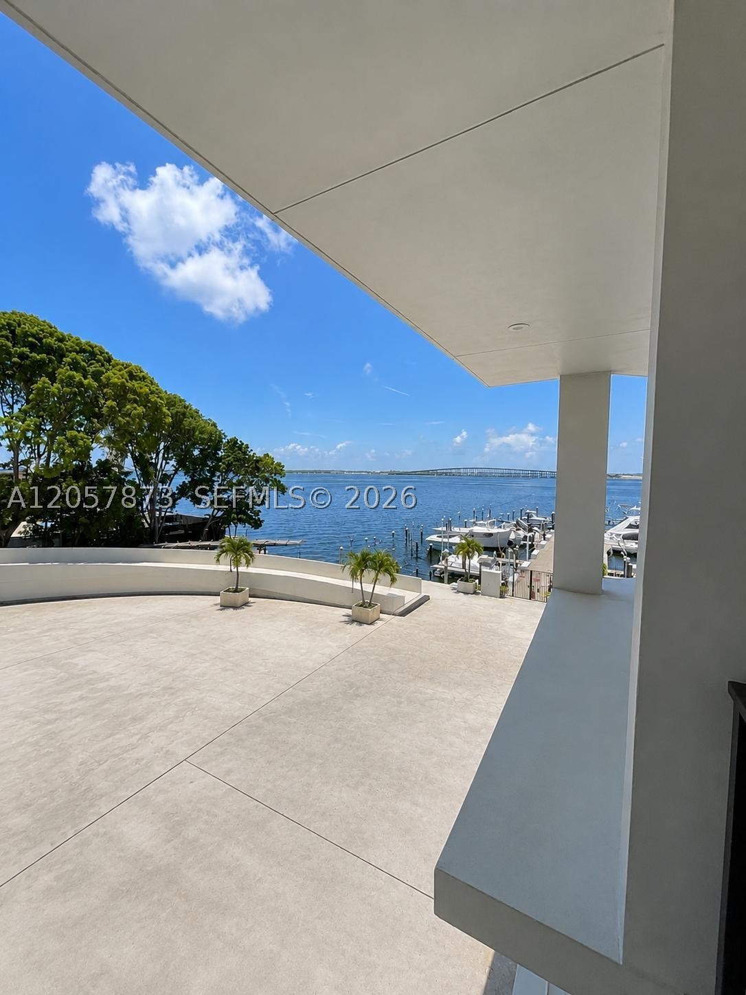 BRICKELL PLACE CONDO - Residential