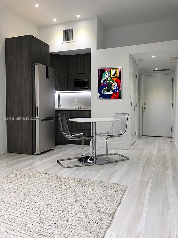 BRICKELL PLACE PHASE II C - Residential