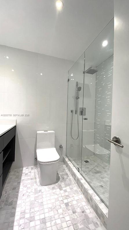 BRICKELL PLACE PHASE II C - Residential
