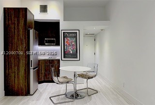 Back on the market! Recently renovated & beautiful. Perfect space to call home, or for a boat owner to unwind after a day of cruising on Biscayne Bay. Resort-style amenities & the added convenience of being located within the heart of Miami’s bustling Brickell Avenue. Updated features inside the unit include elevated ceilings, wall soundproofing, new kitchen, bathroom & flooring. Easy access to the private building marina, along with Brickell Place’s stunning amenity package, including pool, jacuzzi, gym, sauna, tennis, pickleball, indoor racquetball, game room, waterfront BBQ, kayak storage, onsite convenience store, laundry service & playground. Concierge, valet parking, 24/7 gated security. Unit comes with an assigned parking space & secure storage unit on premises.