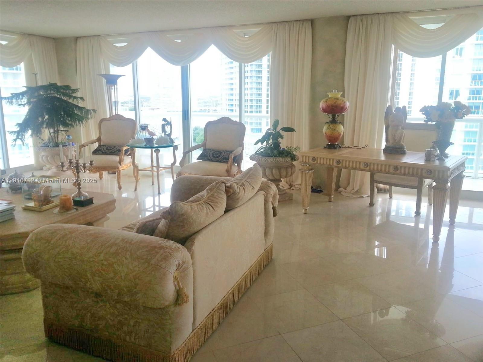 OCEANIA IV CONDO - Residential