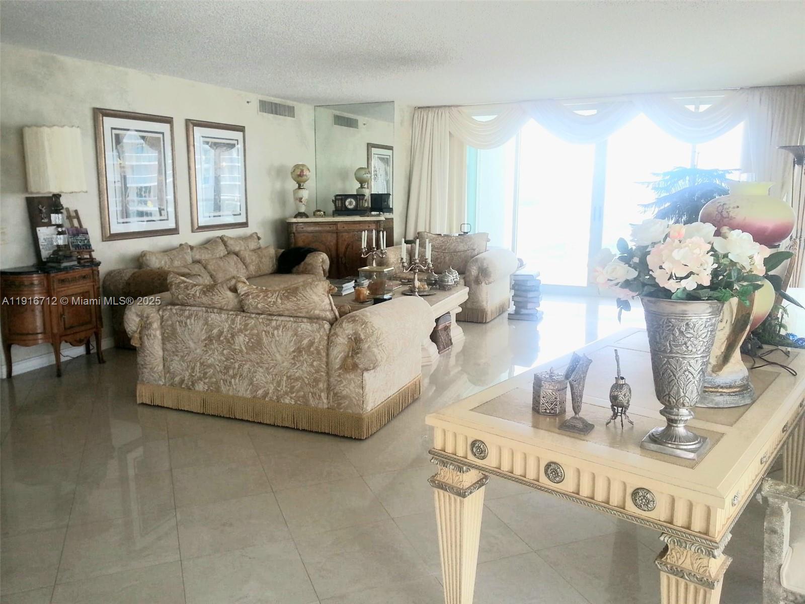 OCEANIA IV CONDO - Residential