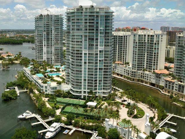 OCEANIA IV CONDO - Residential