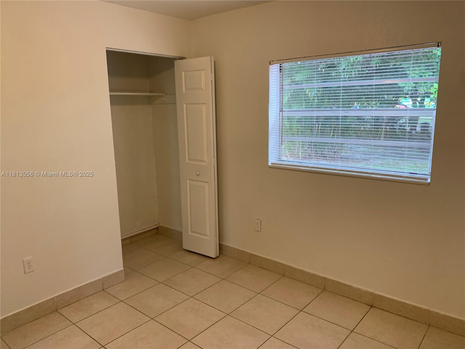 ENTIN ESTATES - Residential Lease