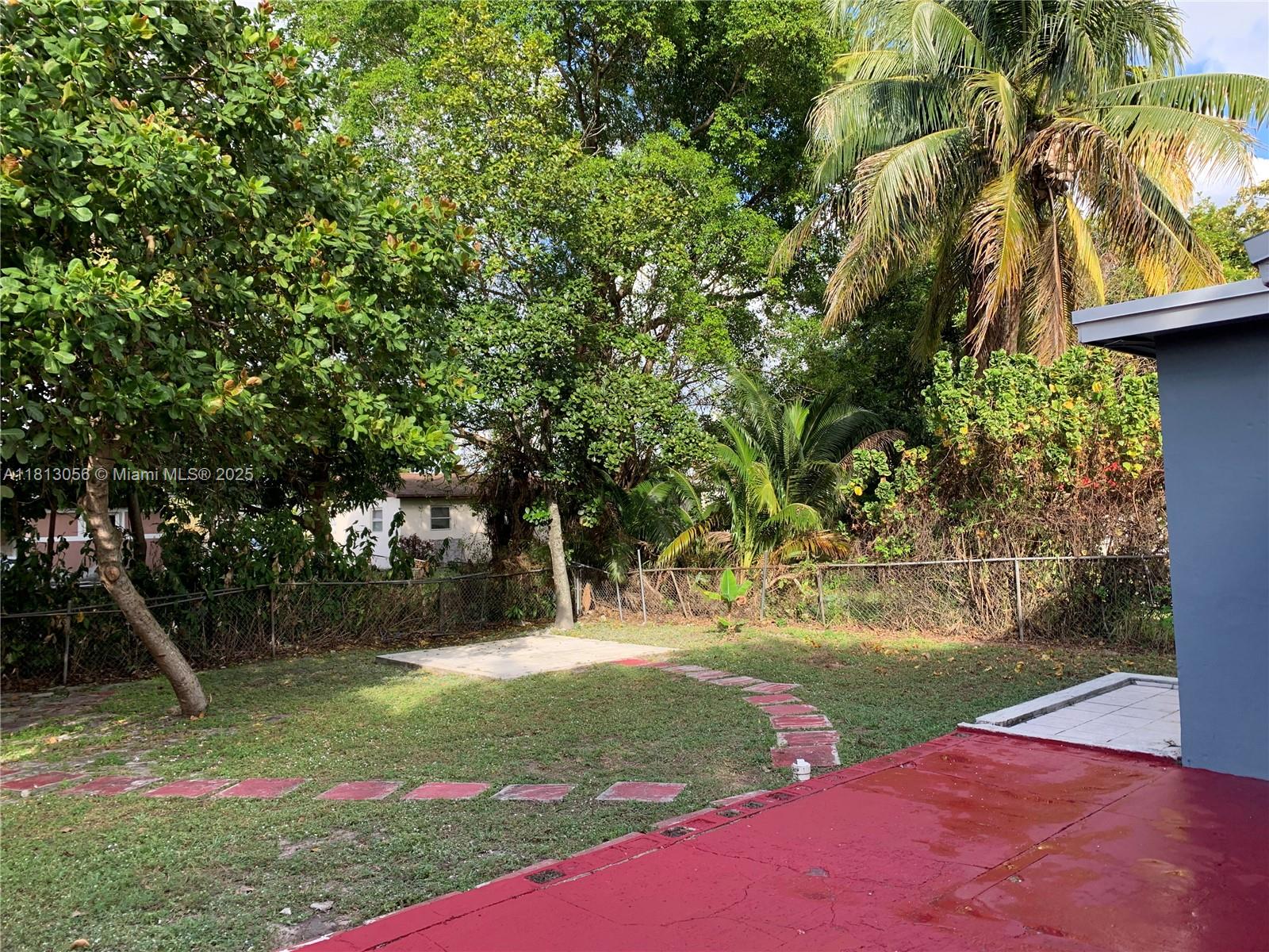 ENTIN ESTATES - Residential Lease