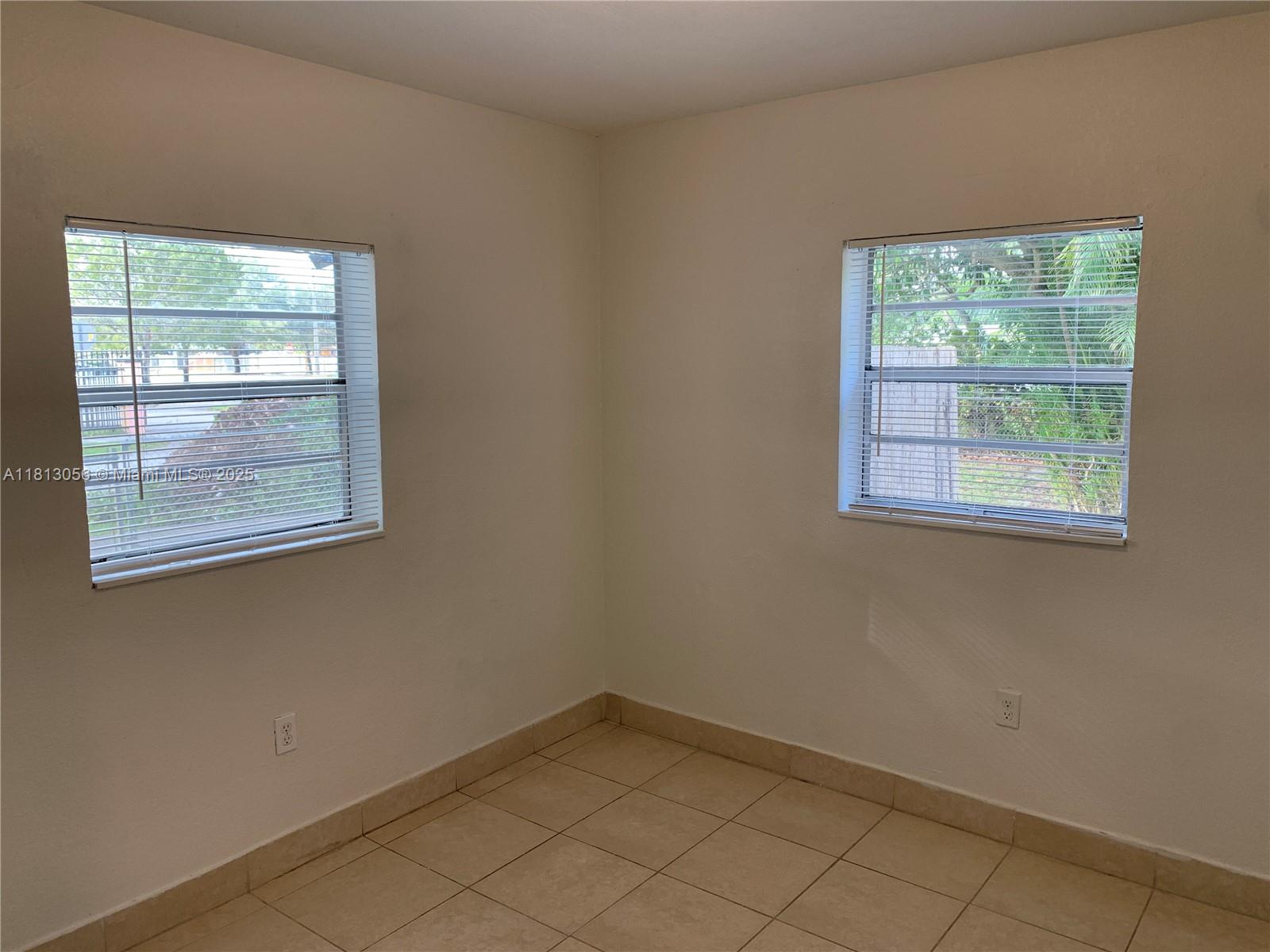 ENTIN ESTATES - Residential Lease