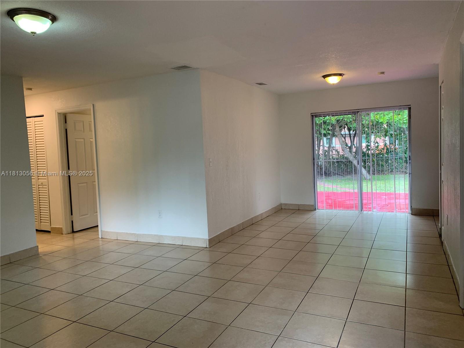 ENTIN ESTATES - Residential Lease