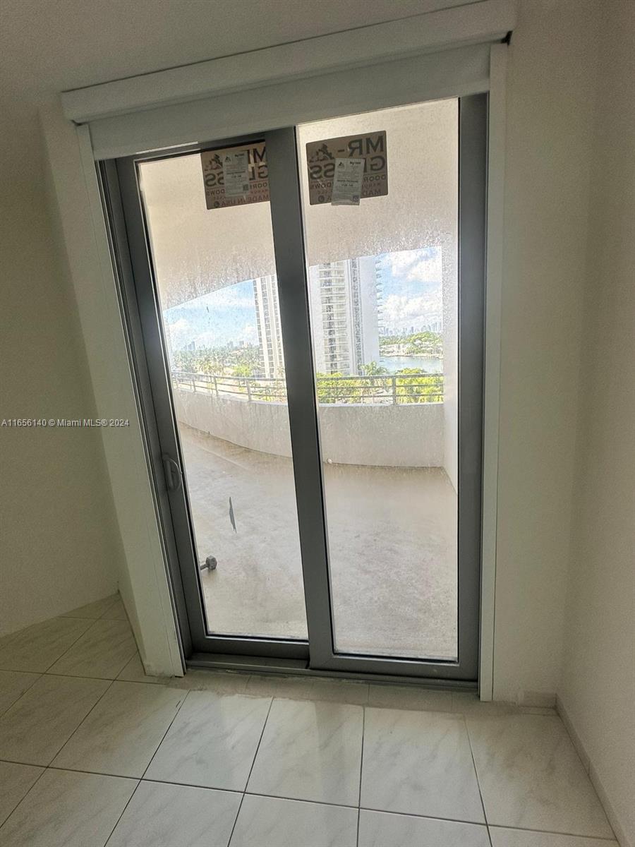 OCEANSIDE PLAZA CONDO - Residential