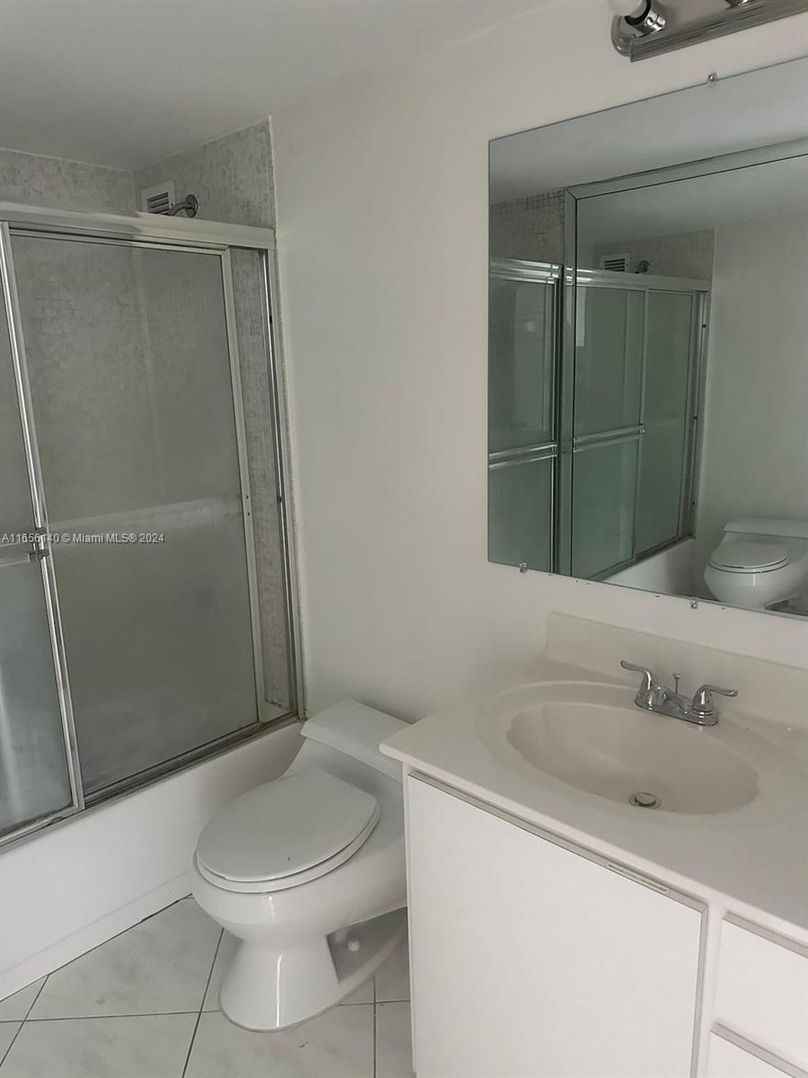 OCEANSIDE PLAZA CONDO - Residential