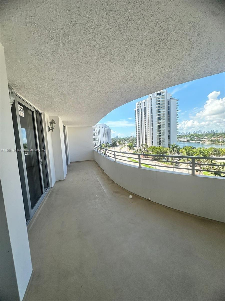 OCEANSIDE PLAZA CONDO - Residential
