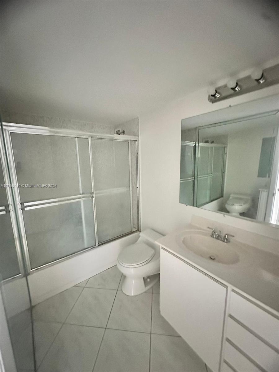 OCEANSIDE PLAZA CONDO - Residential
