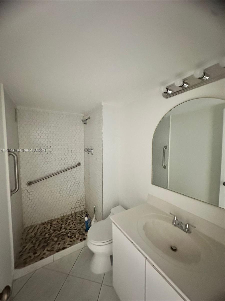 OCEANSIDE PLAZA CONDO - Residential