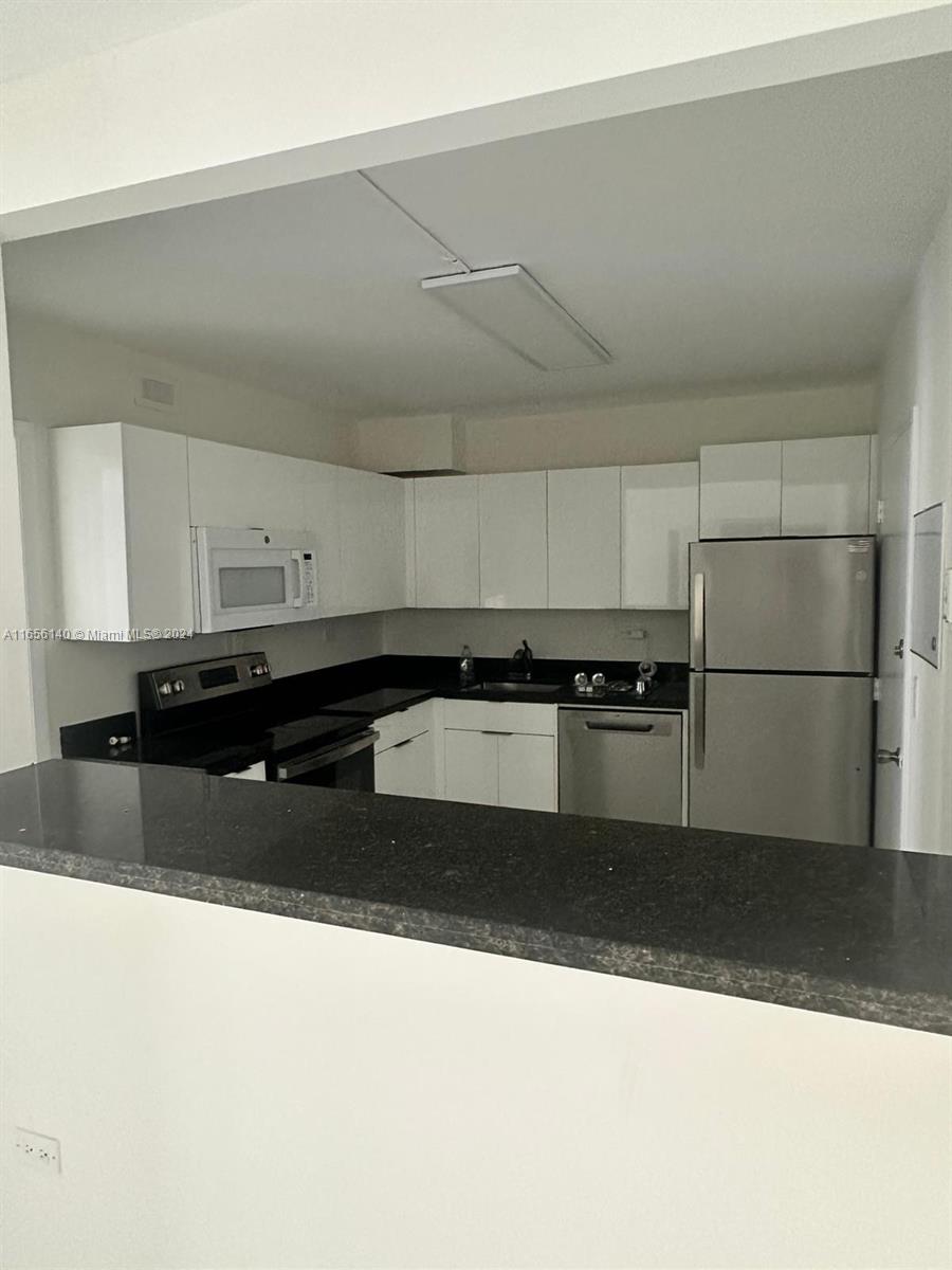 OCEANSIDE PLAZA CONDO - Residential