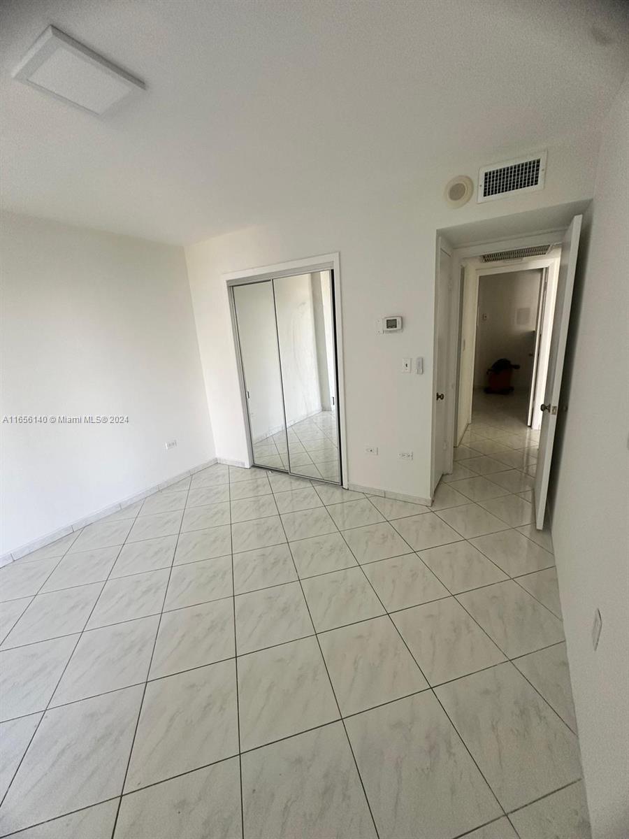 OCEANSIDE PLAZA CONDO - Residential